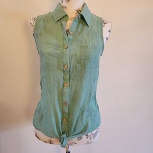 Mint Green Sleeveless Button-Down Shirt